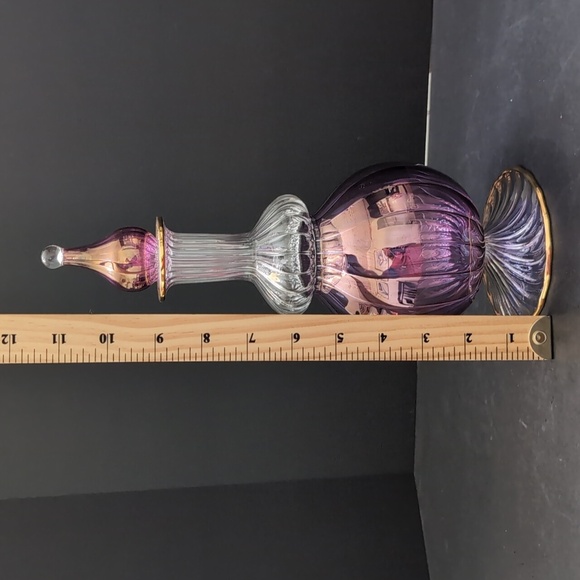 Vintage Egyptian Hand blown Art Glass Decanter with Stopper. - Picture 6 of 6